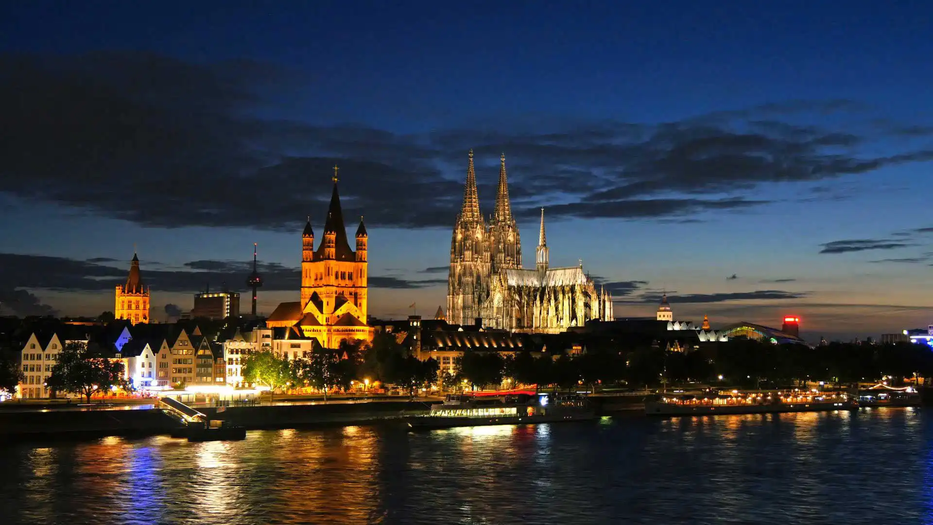 Köln, Kölner Dom und das Rheinufer